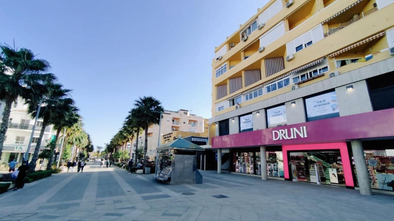 Chung cư studio 25 m² có 1 phòng tắm riêng ở Trung tâm Torremolinos Ngoại thất bức ảnh