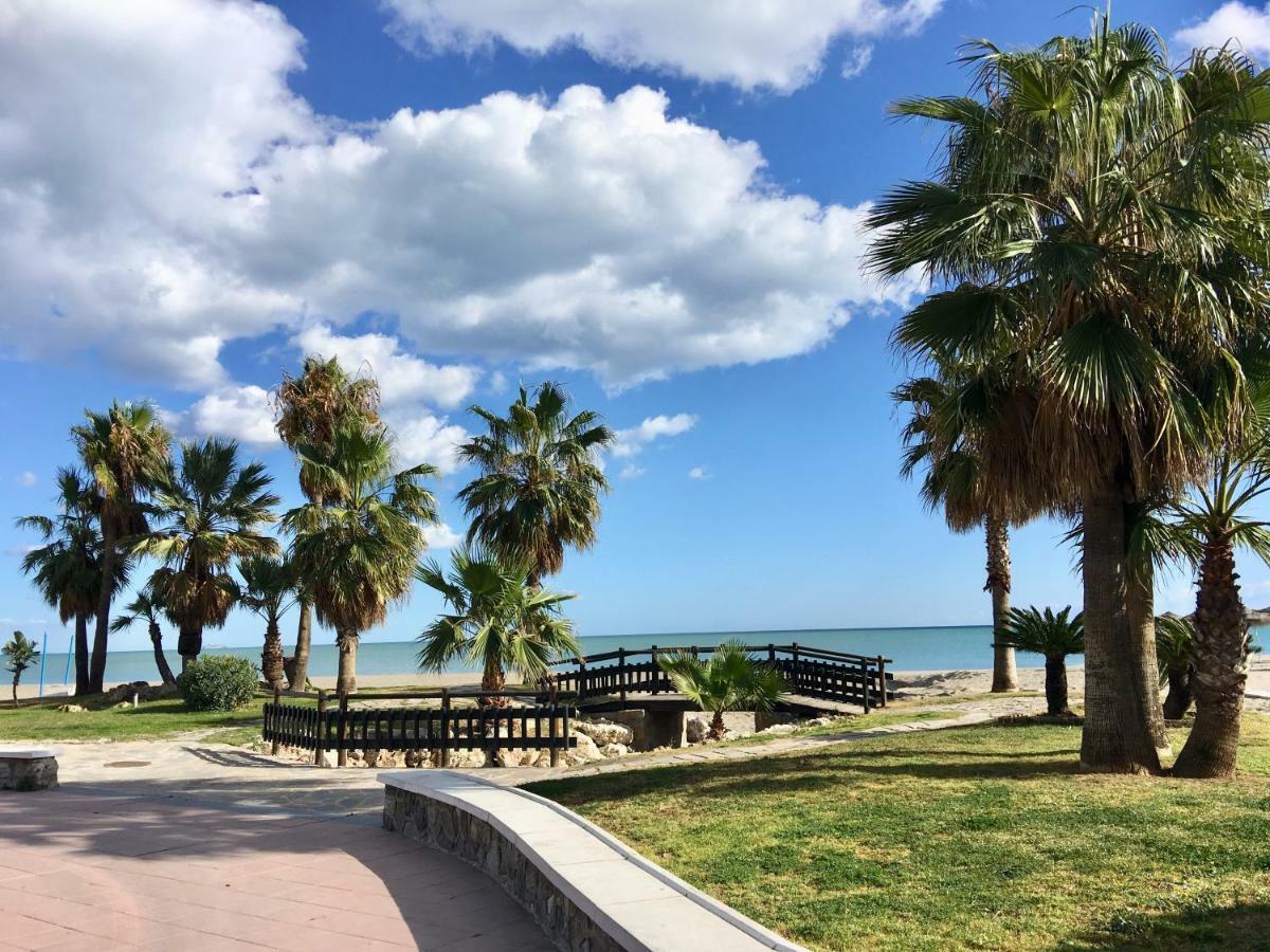 Chung cư studio 25 m² có 1 phòng tắm riêng ở Trung tâm Torremolinos Ngoại thất bức ảnh