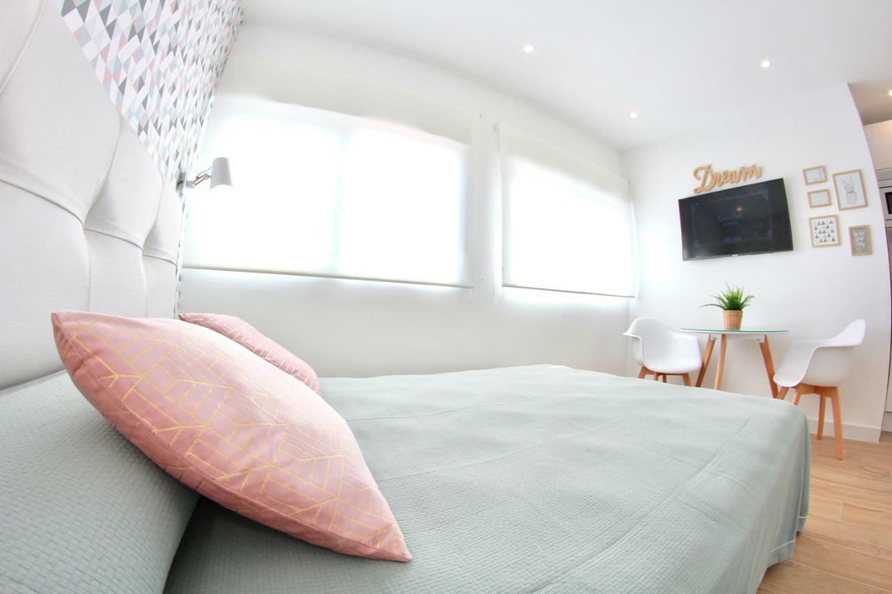 Chung cư studio 25 m² có 1 phòng tắm riêng ở Trung tâm Torremolinos Ngoại thất bức ảnh