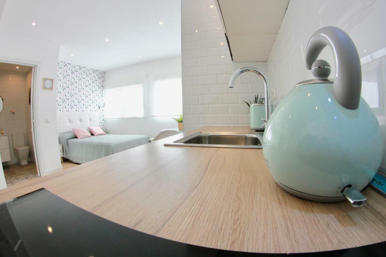 Chung cư studio 25 m² có 1 phòng tắm riêng ở Trung tâm Torremolinos Ngoại thất bức ảnh